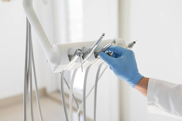 24/7 Emergency Dental Implants experts in Bourbon, MO
